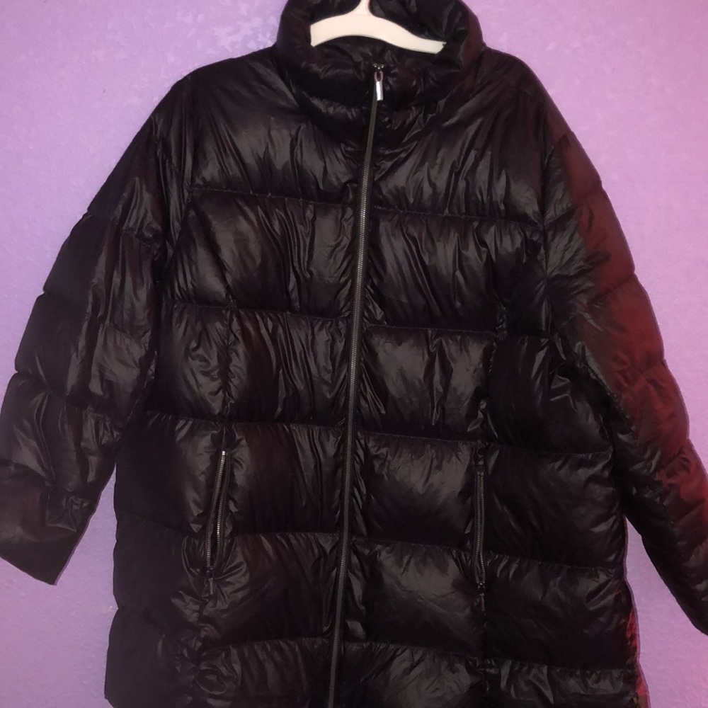 Land’s End black puffer jacket